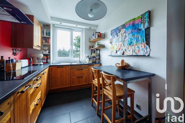 Appartement 4 pièces de 69 m² à Écully (69130)