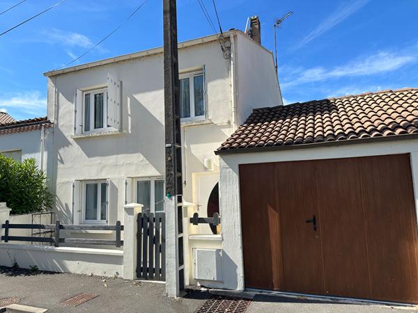 Maison proche centre ville de ROCHEFORT jardin garage 5 chambres