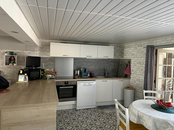 Maison proche centre ville de ROCHEFORT jardin garage 5 chambres