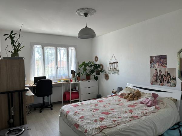 Maison proche centre ville de ROCHEFORT jardin garage 5 chambres