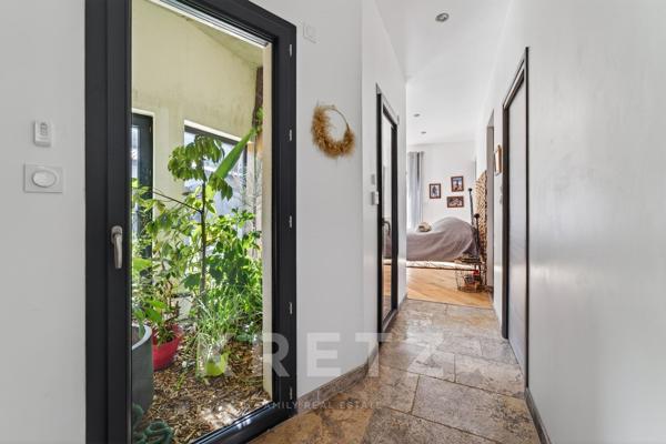 Domaine privé à 15 minutes de Béziers – Villa d’architecte et deux appartements indépendants