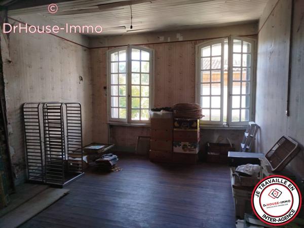 Maison à vendre 4 pièces de 250 m²