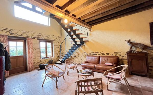 Maison à vendre    6 pièces •  Champfrémont