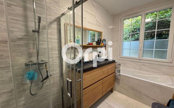 Maison à vendre    8 pièces •  Guérande