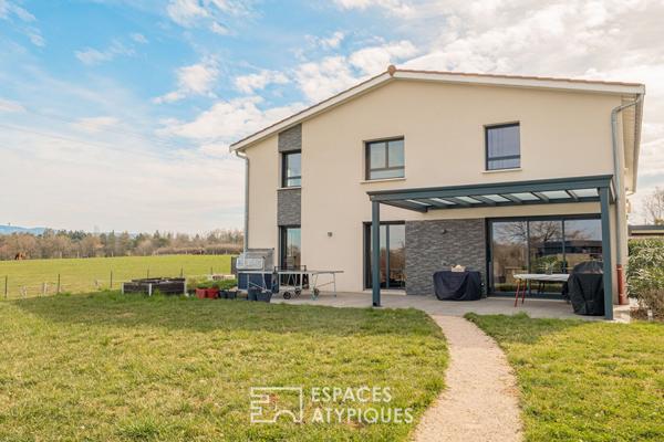 Maison contemporaine aux portes de Lyon