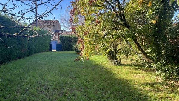 TERRAIN PLAT 465M²