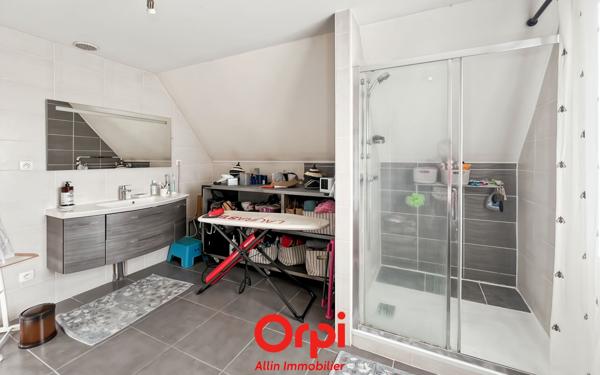 Maison à vendre    5 pièces •  Malicorne