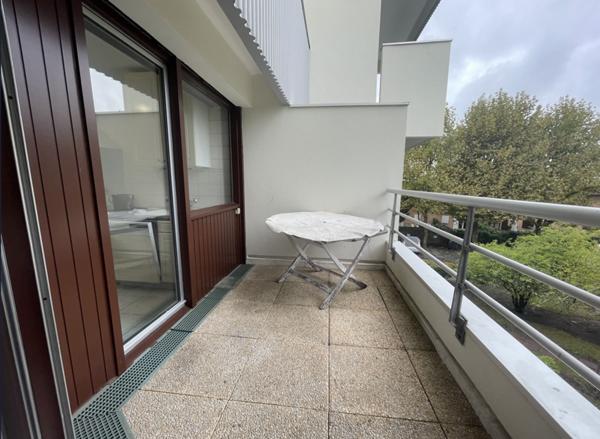Appartement · Location Bordeaux (33000) 4 pièces · 83m²