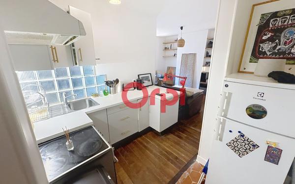 Appartement à vendre    2 pièces •  Paris 18
