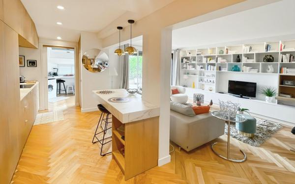 Appartement à vendre    2 pièces • 82 m2 Toulouse