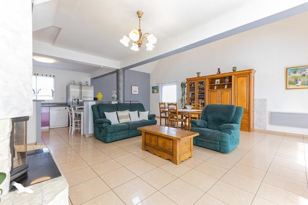 Maison à vendre |  Julos |  4 pièces | 140 m²