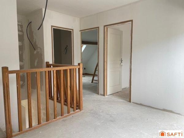 Maison en rénovation complète 127 m2 - 4 chambres - terrain 519 m2 lot avant