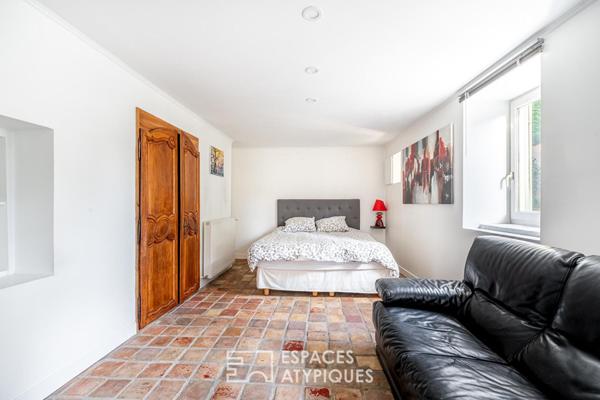 Très beau corps de ferme entièrement rénové avec piscine à Dardilly le Haut