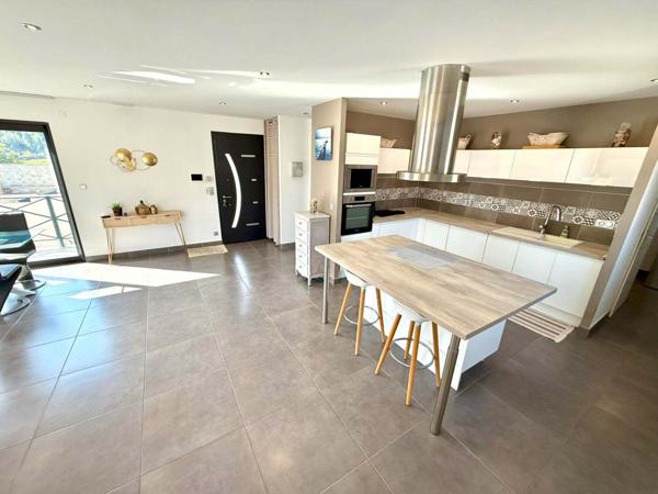 Villa T4 de 126 m² habitables sur parcelle de 425 m² Cases de Pene
