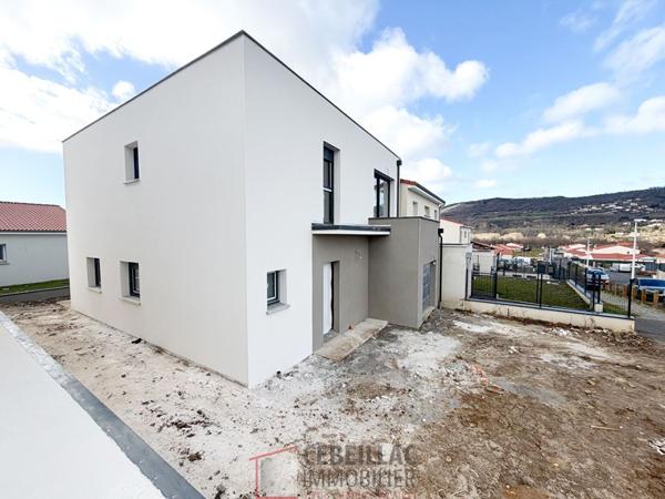 Maison 5 pièce(s) 4 chambre(s) 140 m²