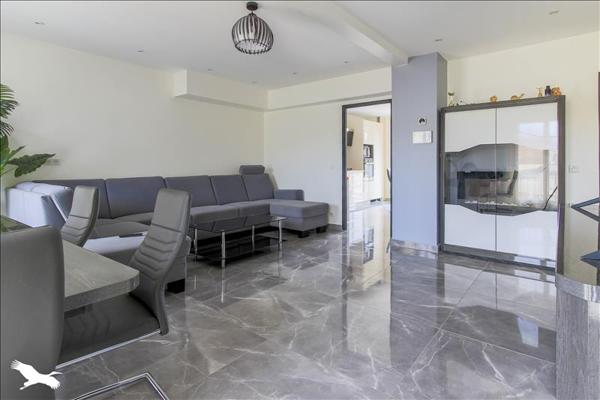 Maison à vendre |  Mantes-la-Ville |  6 pièces | 145 m²