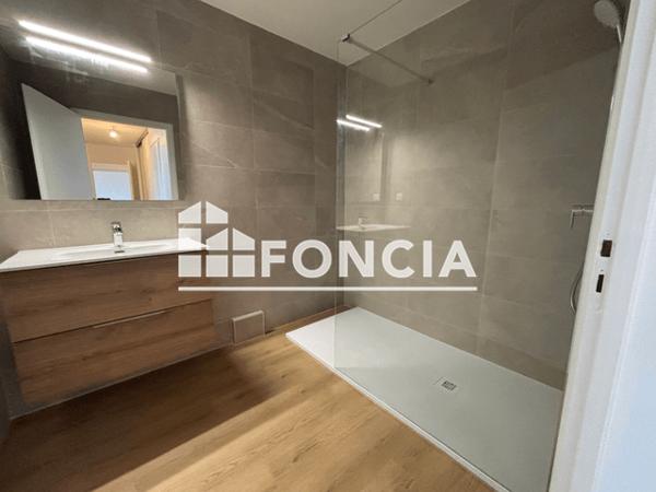Location Appartement 3 pièces 75.82 m² - 113 GRANDE RUE Reignier Esery 74930