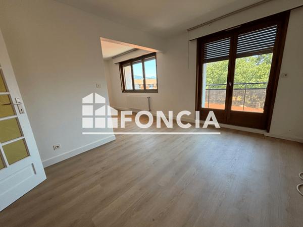 Location Appartement 3 pièces 75.82 m² - 113 GRANDE RUE Reignier Esery 74930