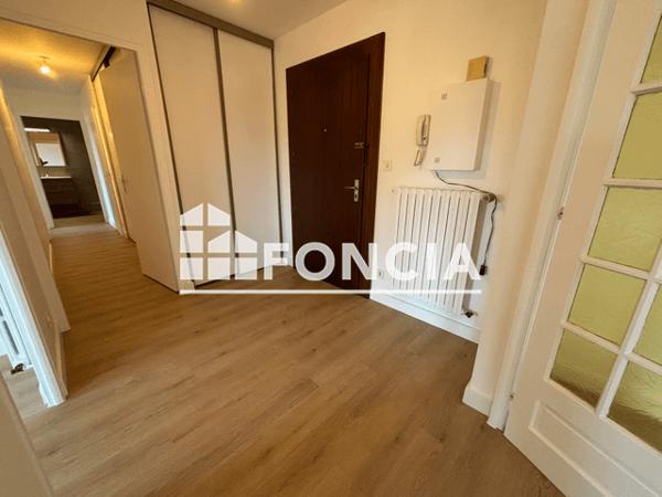 Location Appartement 3 pièces 75.82 m² - 113 GRANDE RUE Reignier Esery 74930