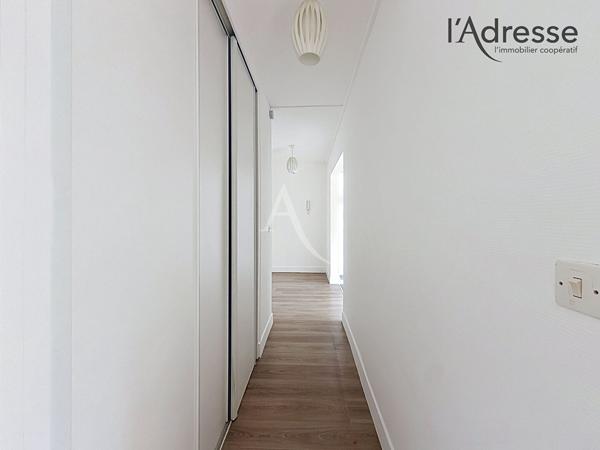 Appartement Suresnes T2 50m² Parking et Cave - 1 250 € CC