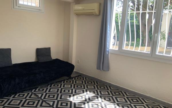 Appartement à vendre    1 pièce •  La Farlède