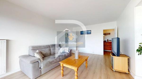 Vente                                                      Appartement
                        
                     5 pièces                      88 m2                     à Marly-le-Roi