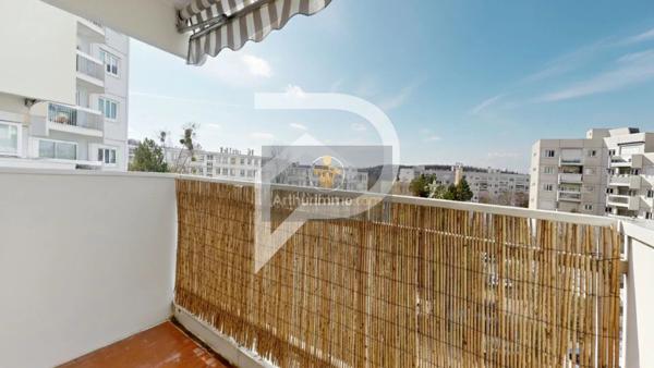 Vente                                                      Appartement
                        
                     5 pièces                      88 m2                     à Marly-le-Roi