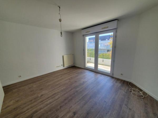 BEL APPARTEMENT T3 BOURG ST HERBLAIN - Balcon et parking en sous-sol Saint Herblain
