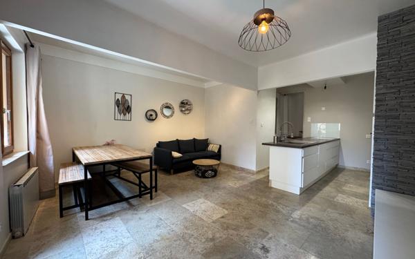 Maison à vendre    3 pièces •  Beaumes-de-Venise