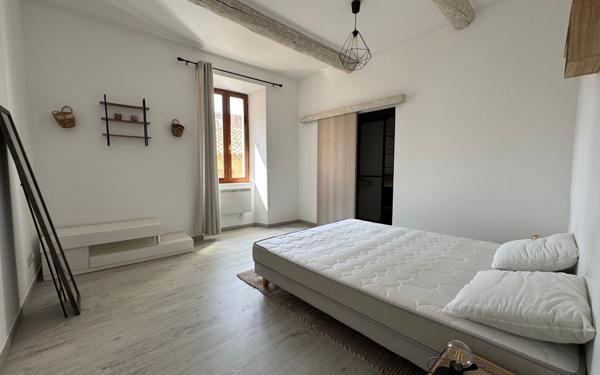 Maison à vendre    3 pièces •  Beaumes-de-Venise