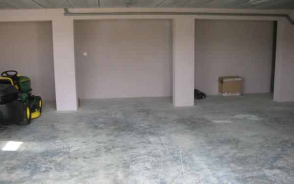 Maison à louer    6 pièces •  Parbayse