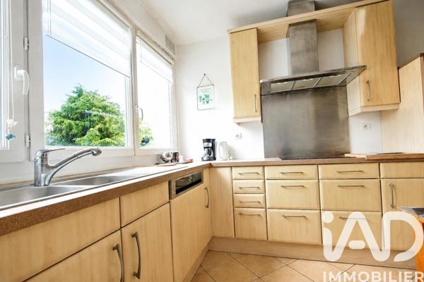 Appartement à vendre 4 pièces 75,66 m² Vélizy-Villacoublay
