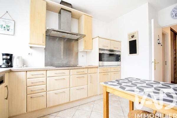 Appartement à vendre 4 pièces 75,66 m² Vélizy-Villacoublay
