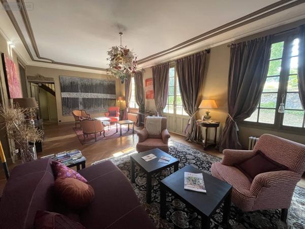 Propriete à vendre à Cheillé dans l'Indre-et-Loire (37190), ref : 003/2498