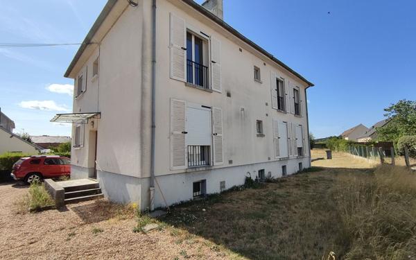 Immeuble à vendre    8 pièces •  Sully-sur-Loire