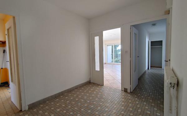 Immeuble à vendre    8 pièces •  Sully-sur-Loire