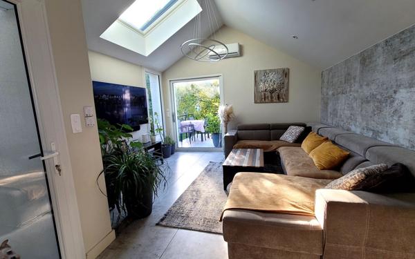 Maison à vendre    5 pièces • 99,57 m2 Orléans