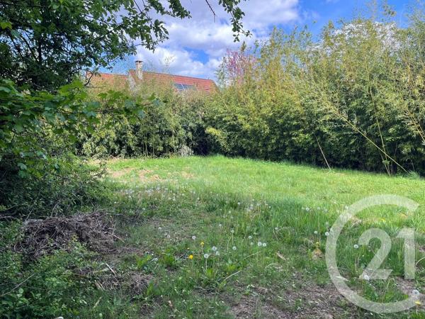 Terrain à vendre  328 m 2   BRIE COMTE ROBERT  - 77