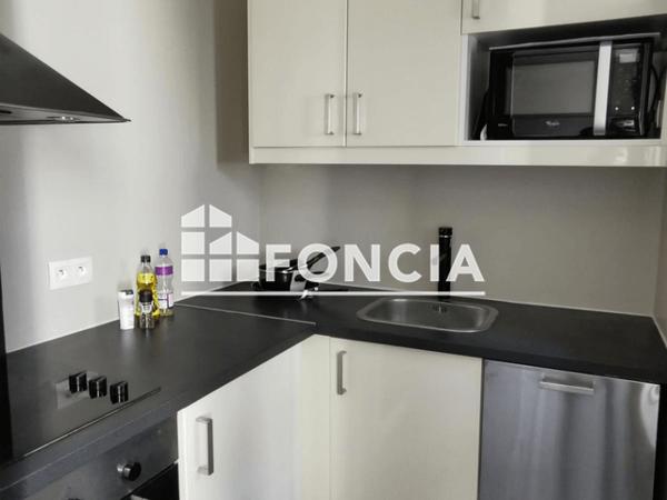 Location Appartement meublé 2 pièces 30.44 m² - 2 RUE DE LA CLOCHE La Rochelle 17000