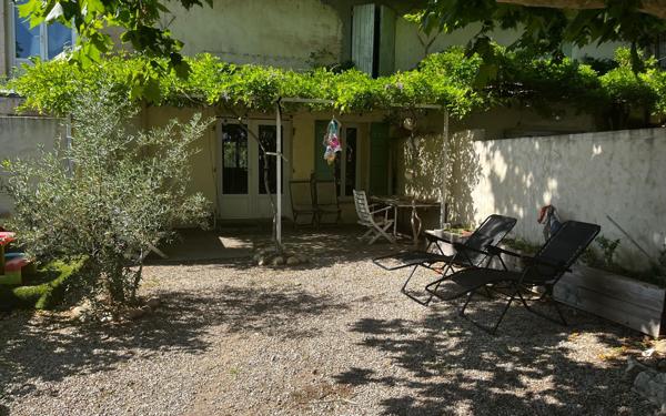 Maison à vendre    4 pièces • 100 m2 Alleins