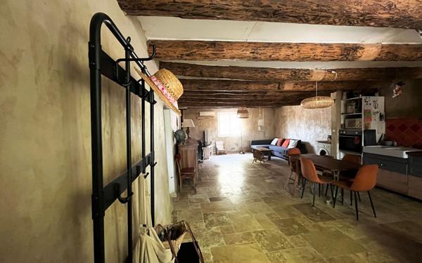 Maison à vendre    4 pièces • 100 m2 Alleins