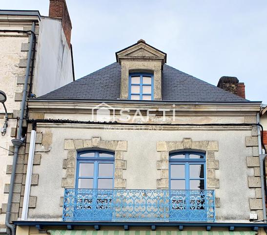 APPARTEMENT ANCIEN AVEC BEAUCOUP DE CACHET