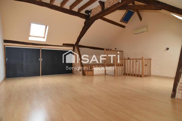 Maison pleine de charme avec atelier – Leugny