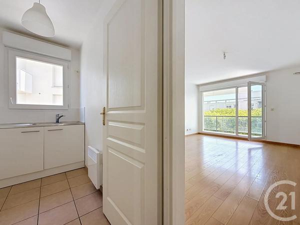 Appartement F3 à vendre  3 pièces - 60,32 m 2   CHARTRES  - 28