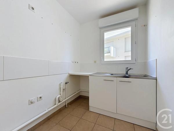 Appartement F3 à vendre  3 pièces - 60,32 m 2   CHARTRES  - 28
