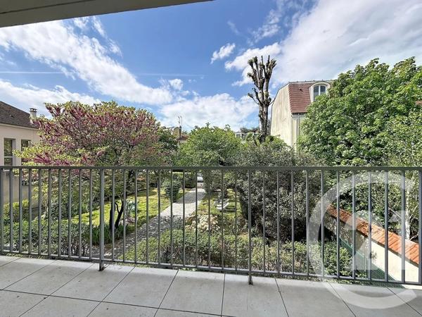 Appartement F3 à vendre  3 pièces - 81,95 m 2   NANTERRE  - 92