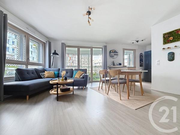 Appartement F3 à vendre  3 pièces - 81,95 m 2   NANTERRE  - 92