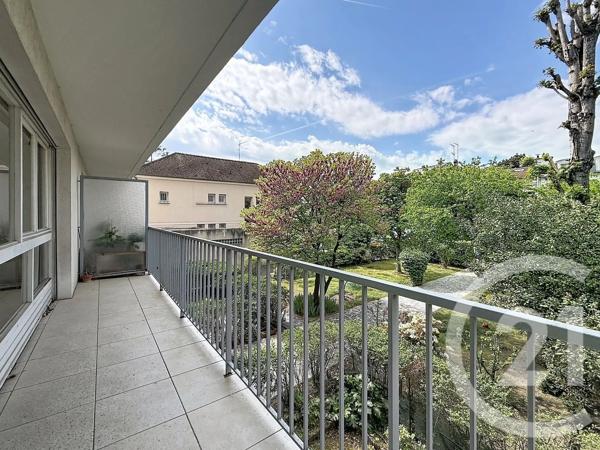 Appartement F3 à vendre  3 pièces - 81,95 m 2   NANTERRE  - 92