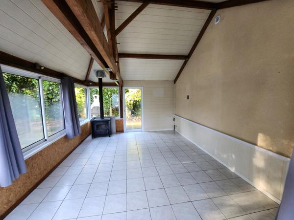 Maison
                                                                                                                                                                                                                                                                                                                        4 pièce(s)                                                                                                                                                                                                          2 chambre(s)                                                                                                                                                                                                          104  m²