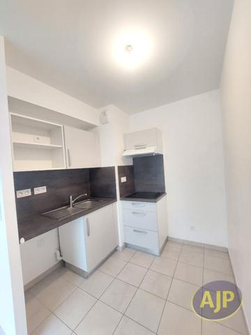 Appartement à louer Orvault : 3 pièces, 56m² avec 2 chambre(s) à 818€ - AJP Immobilier Nantes Rond-Point de Rennes